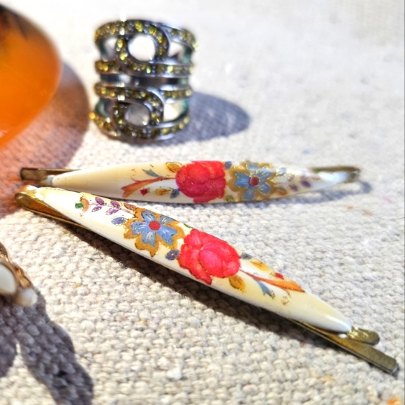 8-piece Boho Collection-Vintage Leopard🐆Lucite Faux Bracelets🐾💫Plus more! - Picture 8 of 10